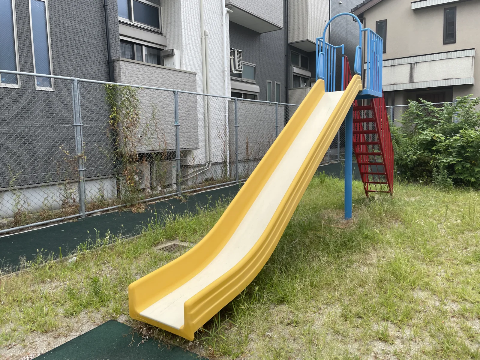 箱崎南公園の設備・遊具写真